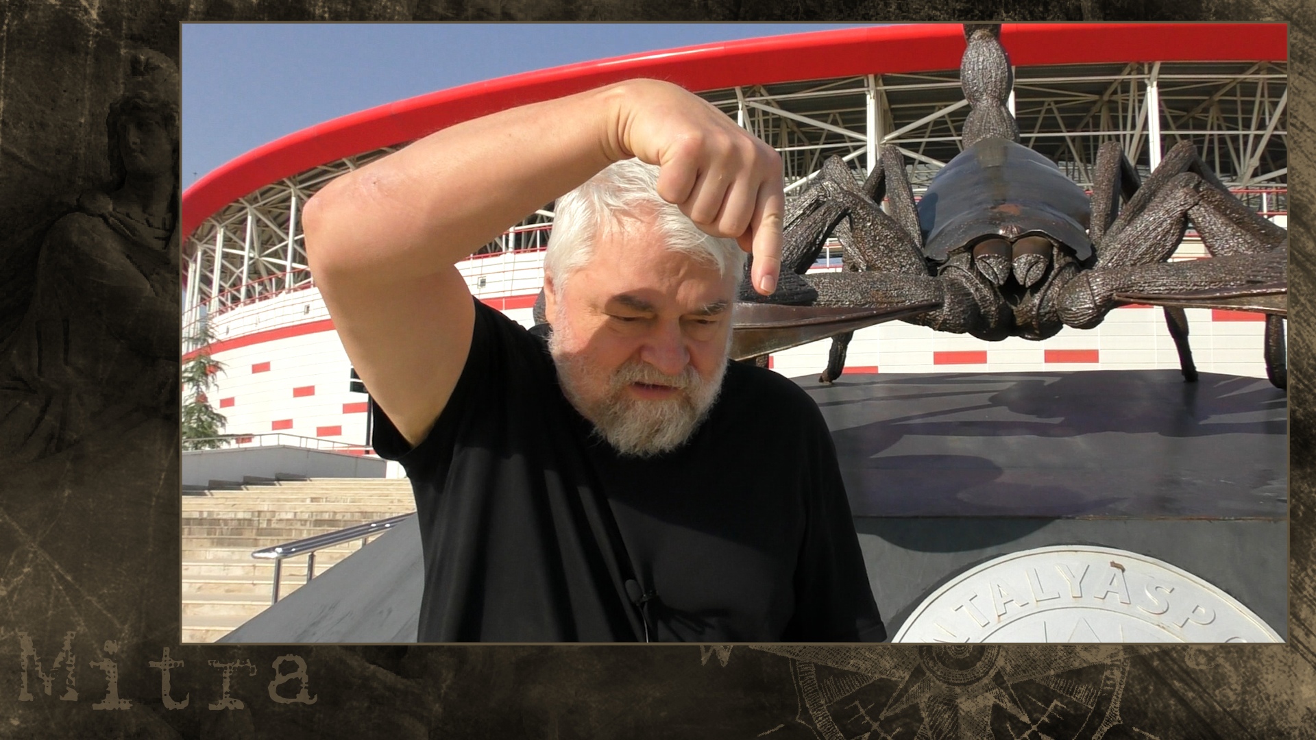 митра выходит из камня и убивает быка