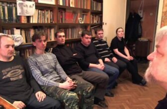 Две девушки лучшего ученика из Гения Дзюдо (Меняйлов)